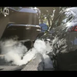 fumer blanche voiture