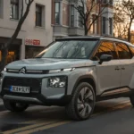 la plus moche voiture au monde